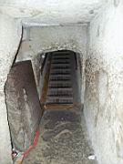 C'est trs bas de plafond ici