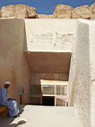 L'entre de la tombe de Mrenptah